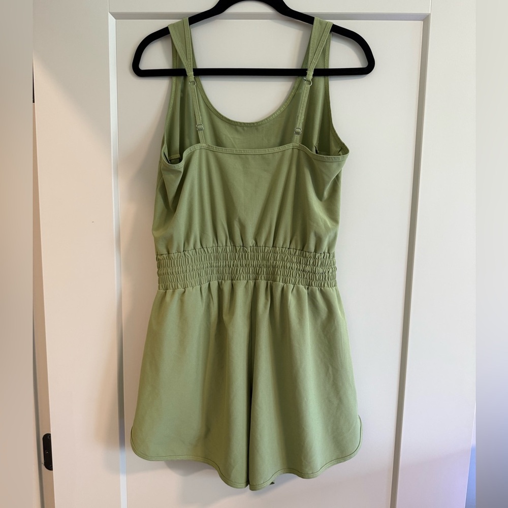 Abercrombie Traveler Romper Green, size M, EUC! - Picture 3 of 5